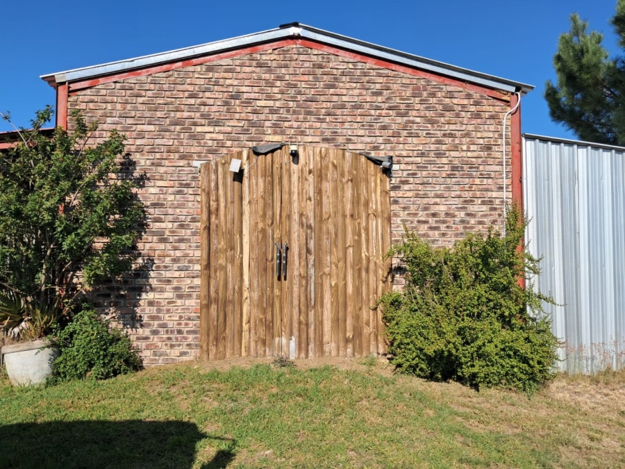 2 Bedroom Property for Sale in Rheeboksfontein Western Cape